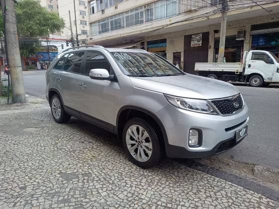 KIA SORENTO 2.4 16V GASOLINA EX AUTOMÁTICO KIA SORENTO 2.4 16V GASOLINA EX AUTOMÁTICO